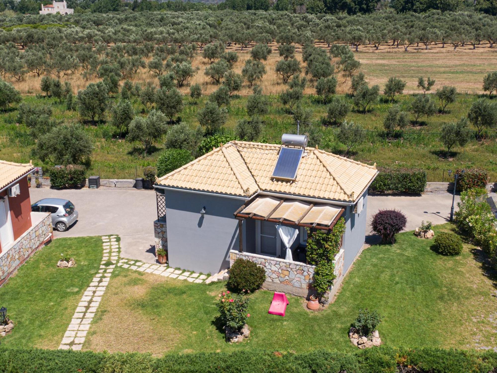 Spedion Villa - Near To Sea Villas With Heated Swimming Pool 伊西翁 外观 照片
